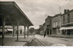 duras-la-place-avec-la-halle