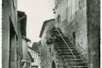 issigeac-escalier